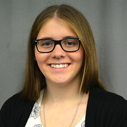 Annie Dengler headshot