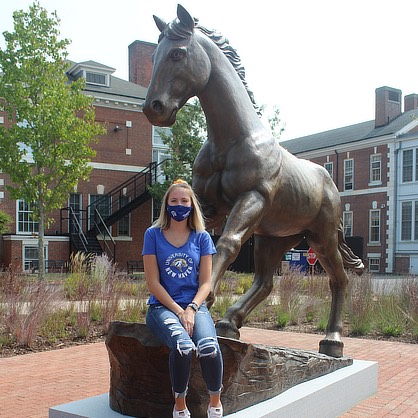 Amanda Pappas ’21 on campus.