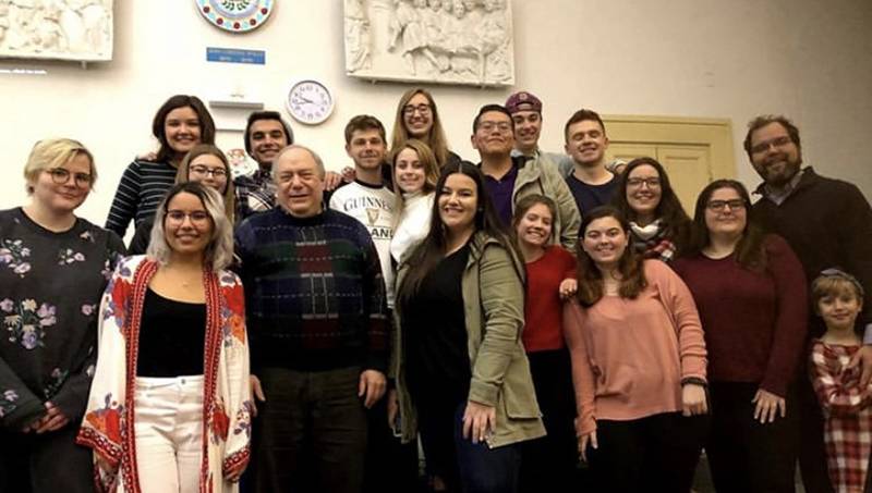 Cruz in prato with other students