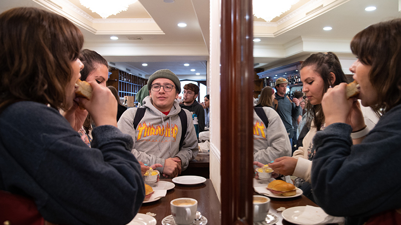 Gabe McGaw ’23 (center) and his classmates in Siena.