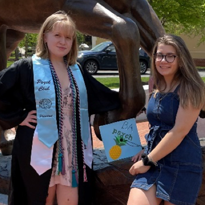 Image of Bella Cupano (right) and McKenna Jones.