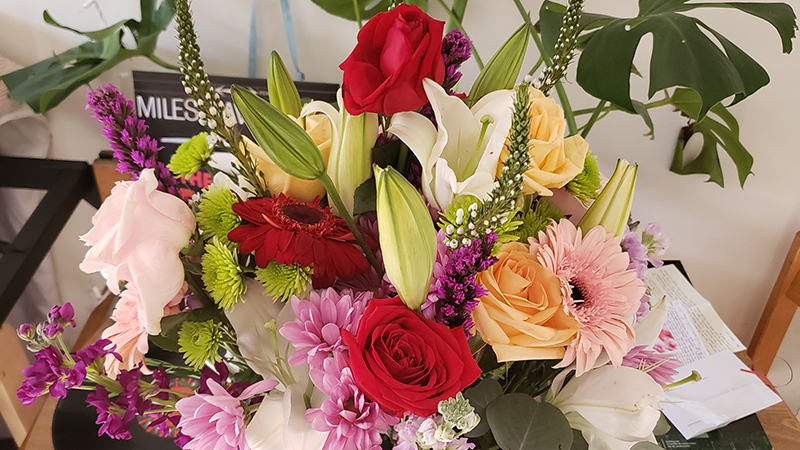 Beatrice Glaviano ’26 enjoys a bouquet of flowers around Valentine’s Day.