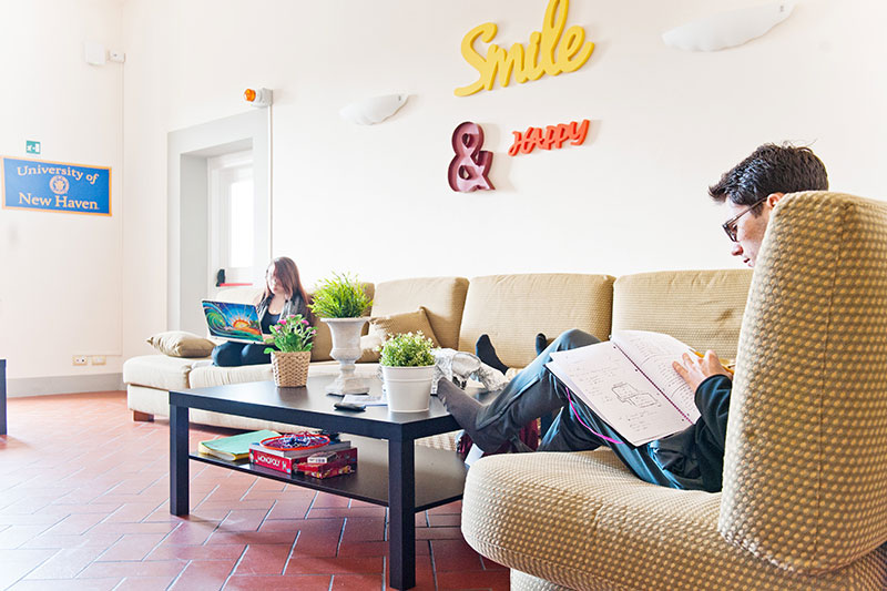 students studying in Tuscany